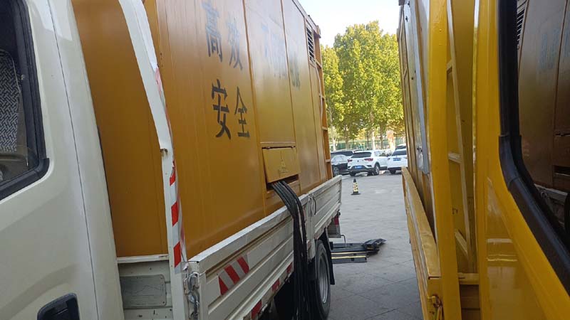 崇明如何判断柴油发电机组和UPS电源的切换时间是否符合要求？